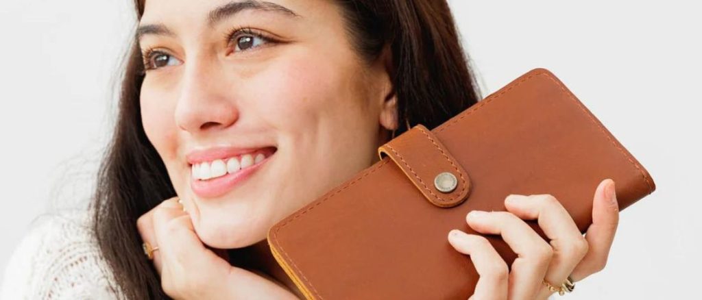 small leather wallets for women - essential style in every pocket."